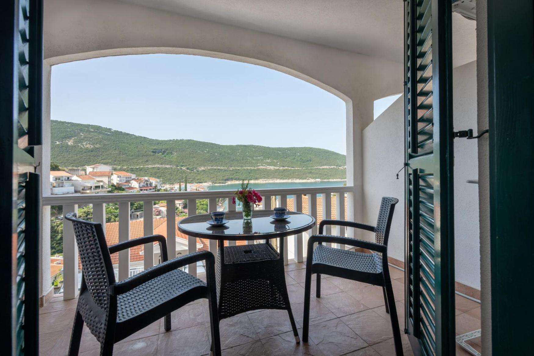 Villa Piccolotti نيوم المظهر الخارجي الصورة