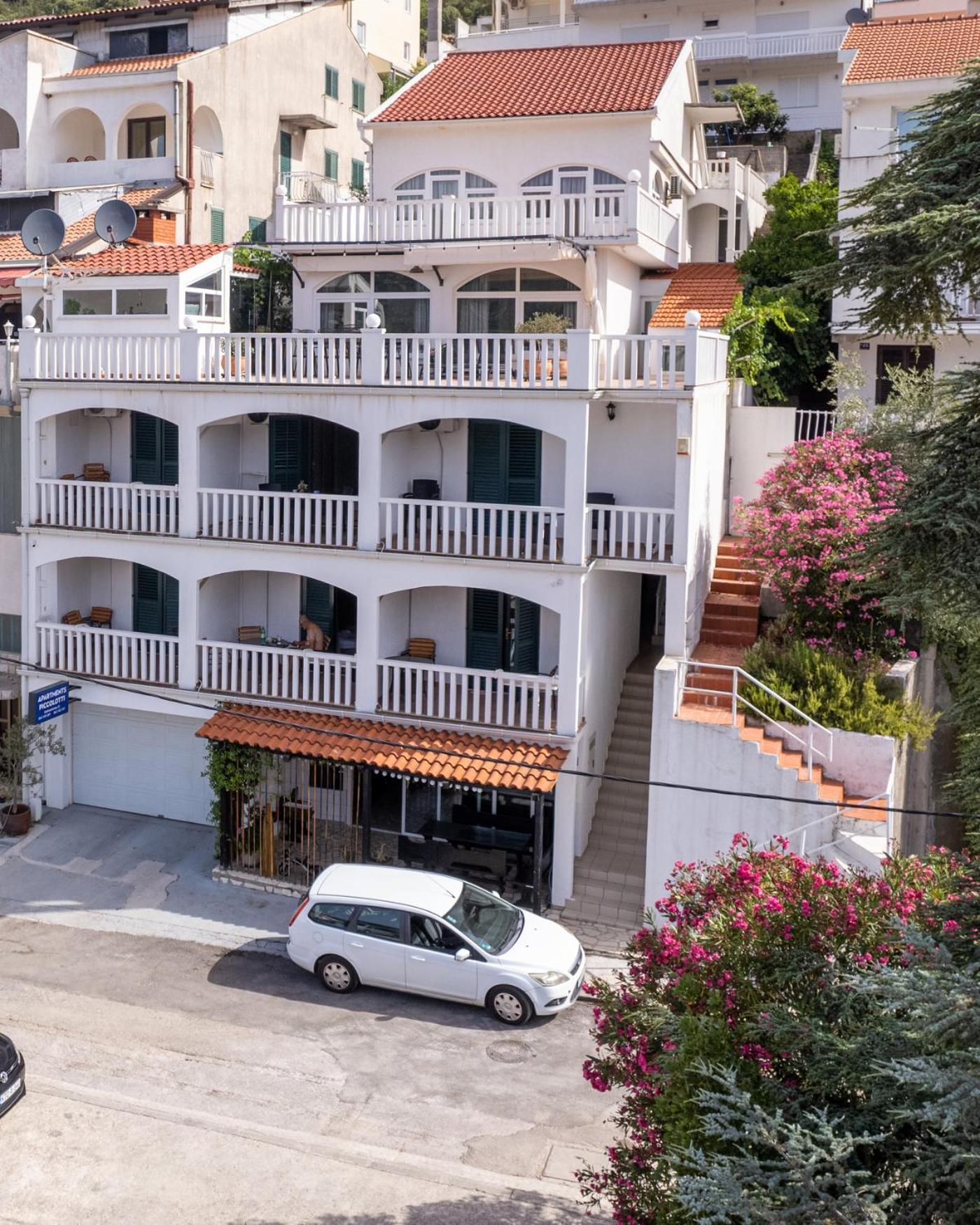 Villa Piccolotti نيوم المظهر الخارجي الصورة