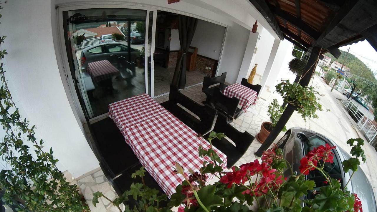 Villa Piccolotti نيوم المظهر الخارجي الصورة